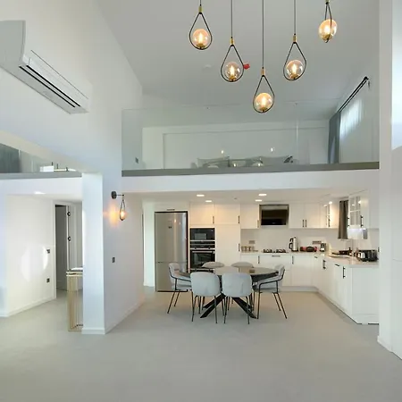 מלון Lodos Suites & Rezidans