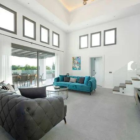 מלון Lodos Suites & Rezidans