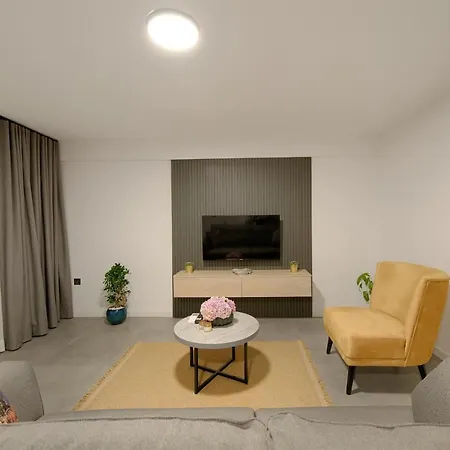 מלון Lodos Suites & Rezidans *