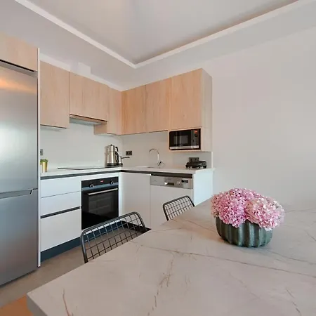 فندق Lodos Suites & Rezidans *