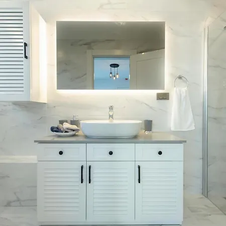 فندق Lodos Suites & Rezidans