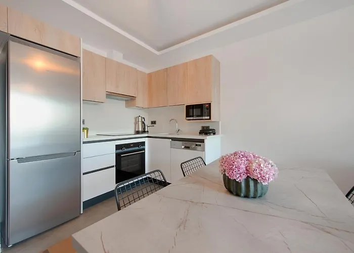 فندق Lodos Suites & Rezidans *