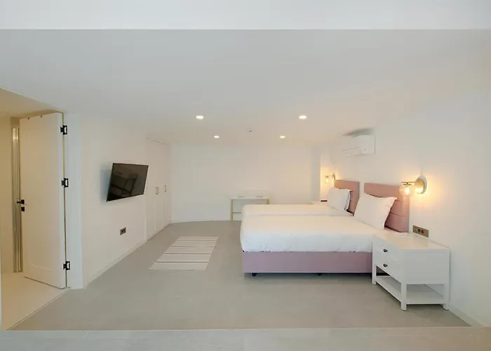 Hotell Lodos Suites & Rezidans