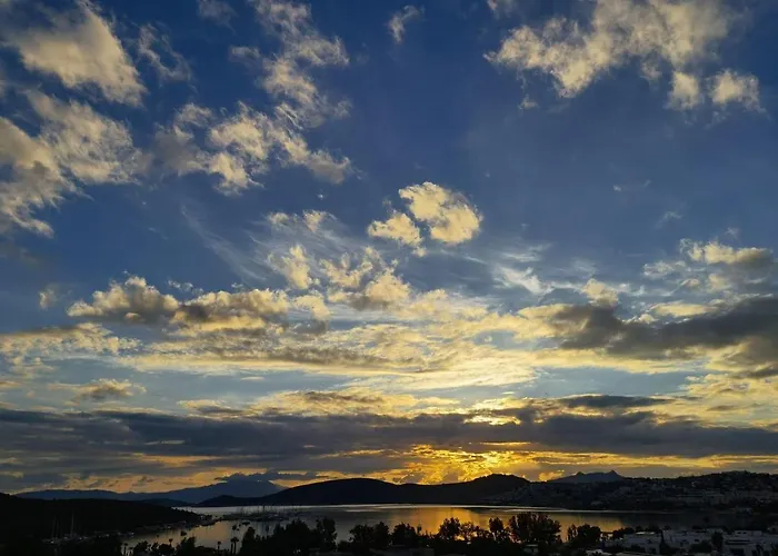 فندق Lodos Suites & Rezidans